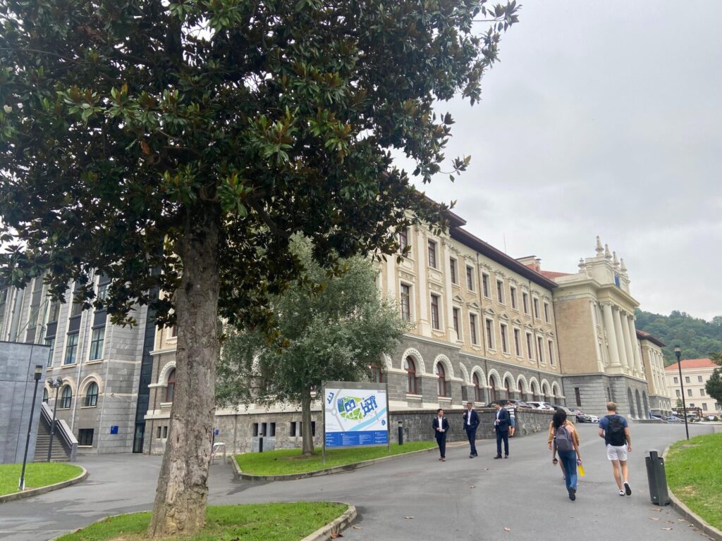 Vista de la Universidad de Deusto, entidad encargada de analizar los resultados de los cuestionarios de usuarios y profesionales del proyecto REVITAL