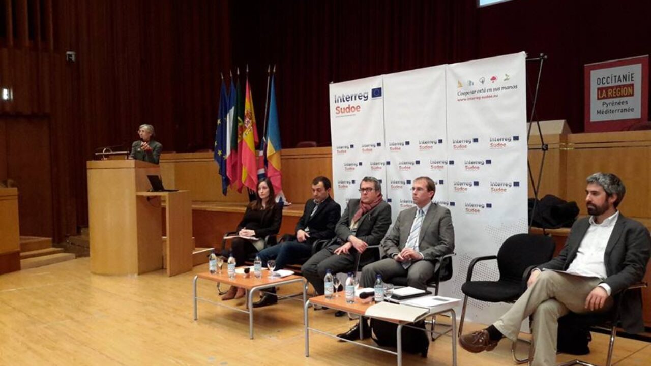 33C83350-DD31-C92E-21B0-41B50AFD3105