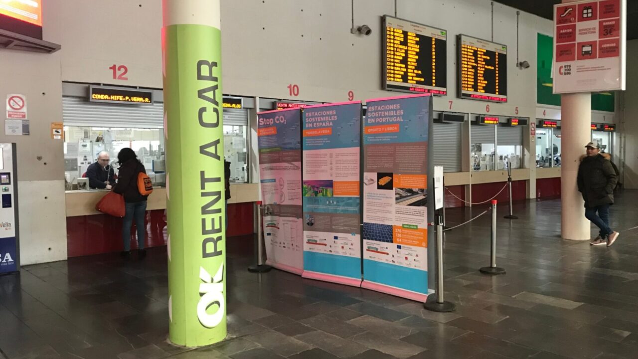 447753C8-5DBE-09B5-F9AD-E05734B05982