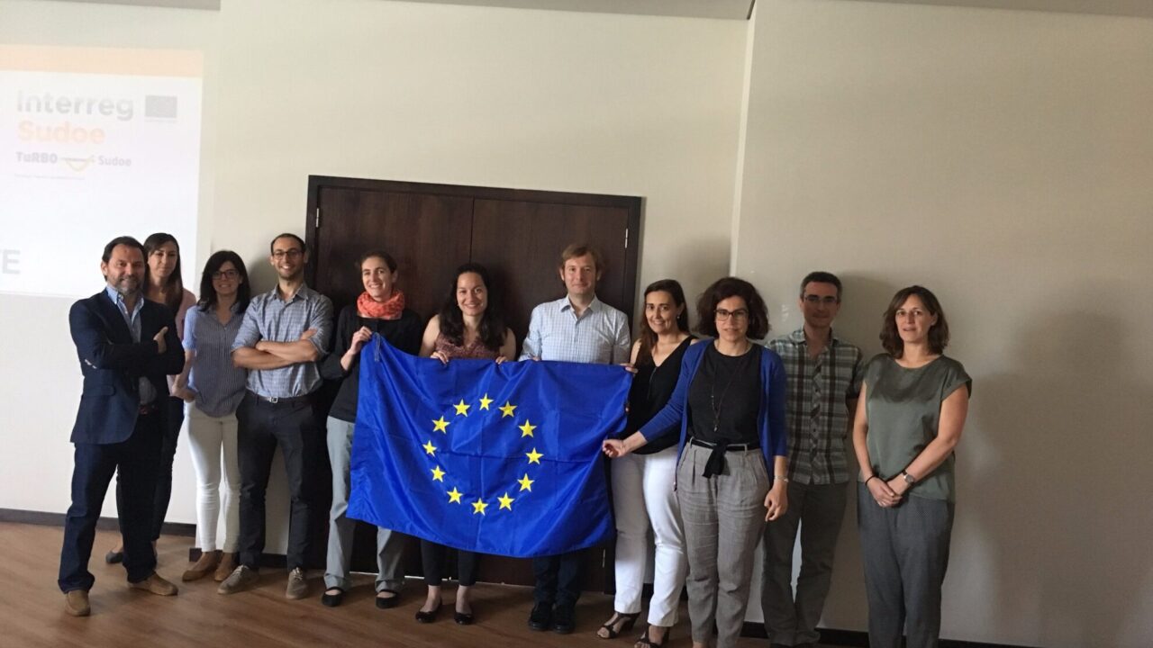 486FB866-F15D-C7F0-AD05-7C1E1E15B35B