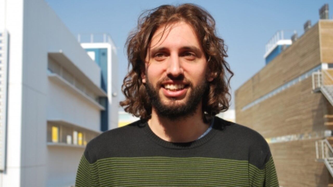 5A72C6B4-89FE-574C-750E-5616C4645D8E