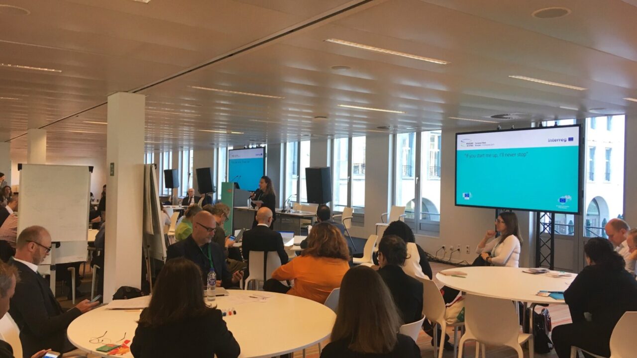 6A59EDB6-238B-EF80-FA1F-40F25A61C1A5