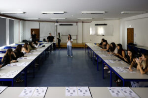 Pharmacy students from ESTeSC-IPC