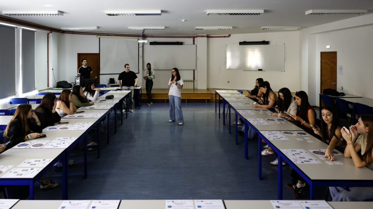 Pharmacy students from ESTeSC-IPC