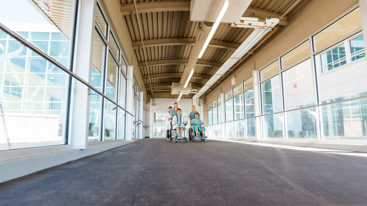 A555973D-E028-F2A8-A50E-0A997DF945D8