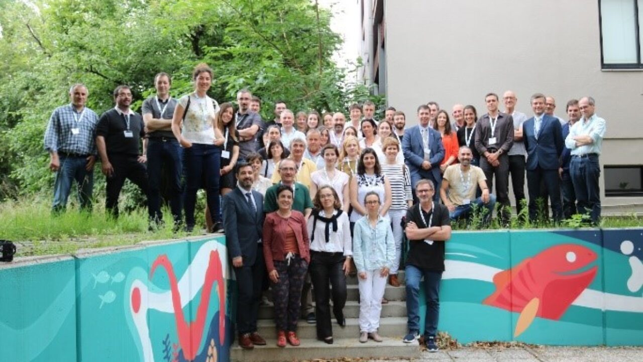 B0F85031-7DF8-6037-0021-96B2E99B670C