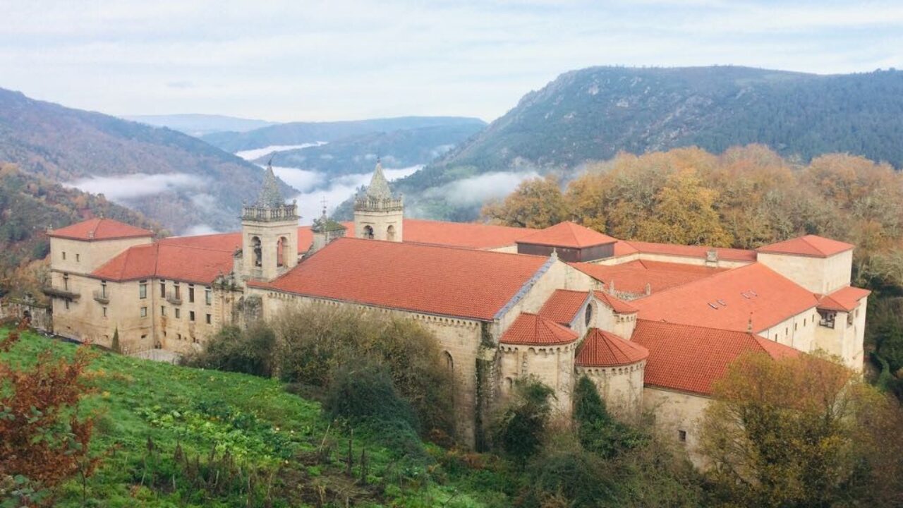 B29AACD7-303B-2497-8B56-34BE29199F71