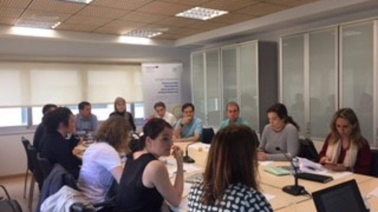 DEB71AFD-348C-FF01-A875-228053DAAC83