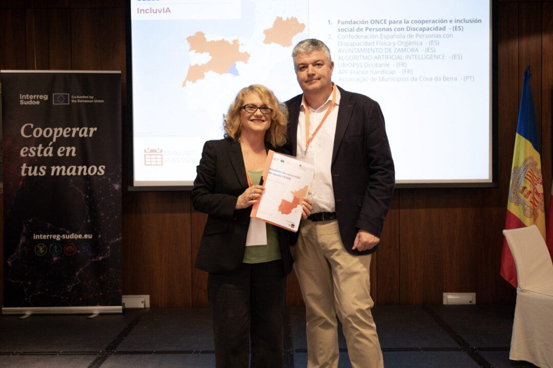 Foto_acuerdo_IncluvIA