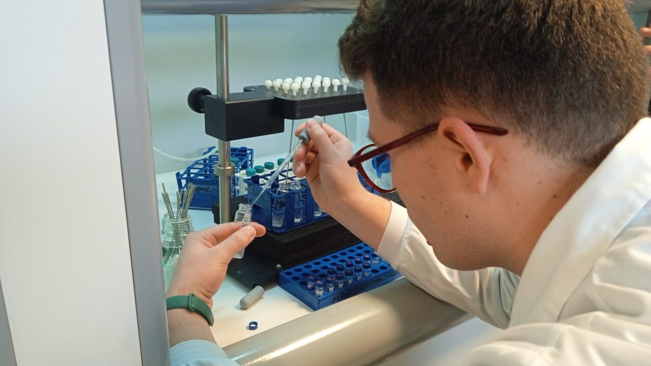 Concentración con nitrógeno de mostos